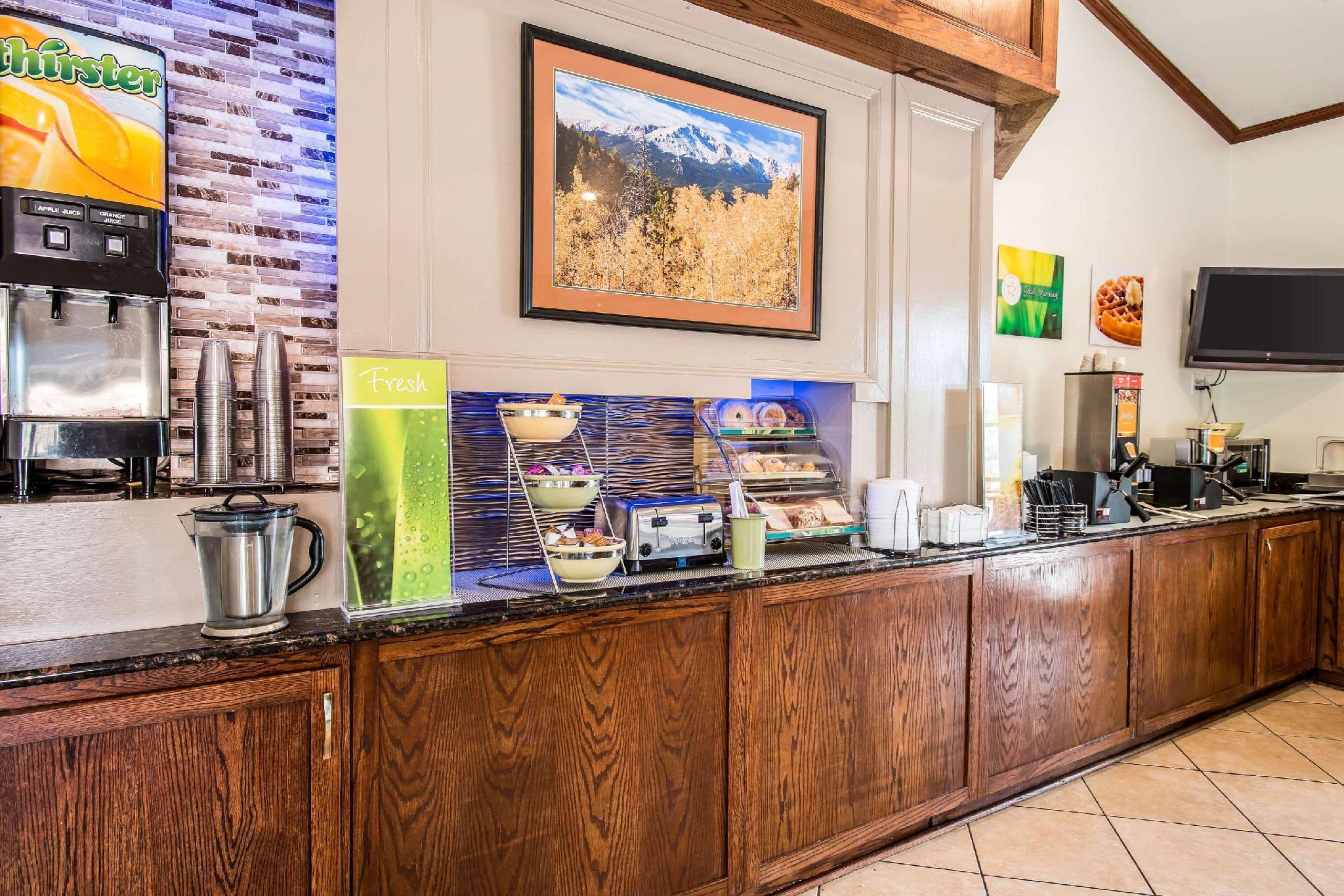 Quality Inn & Suites Garden Of The Gods Colorado Springs Buitenkant foto