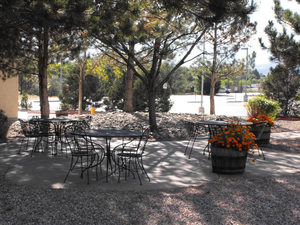 Quality Inn & Suites Garden Of The Gods Colorado Springs Buitenkant foto